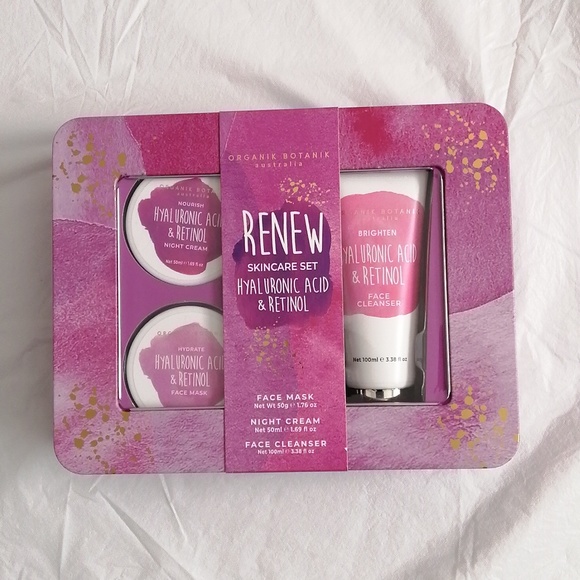 Organik Botanik Renew Skincare set.  New Sealed in Box - Picture 1 of 7